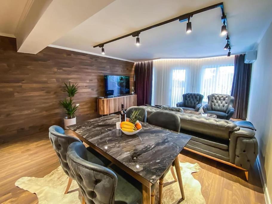 Lux Apart Karlovo Exterior photo
